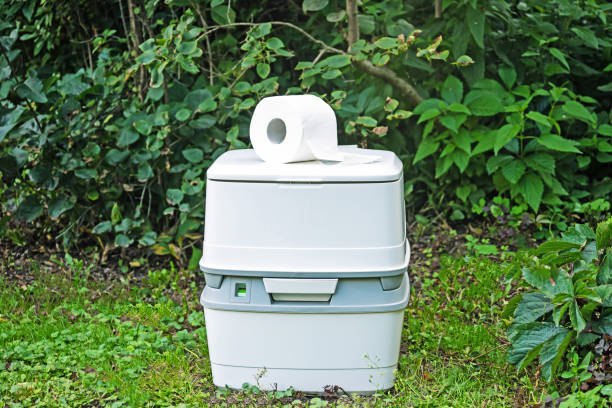 Best Portable restroom trailer rental  in Zephyrhills South, FL